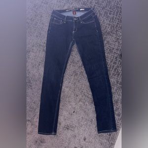 Blue skinny jeans